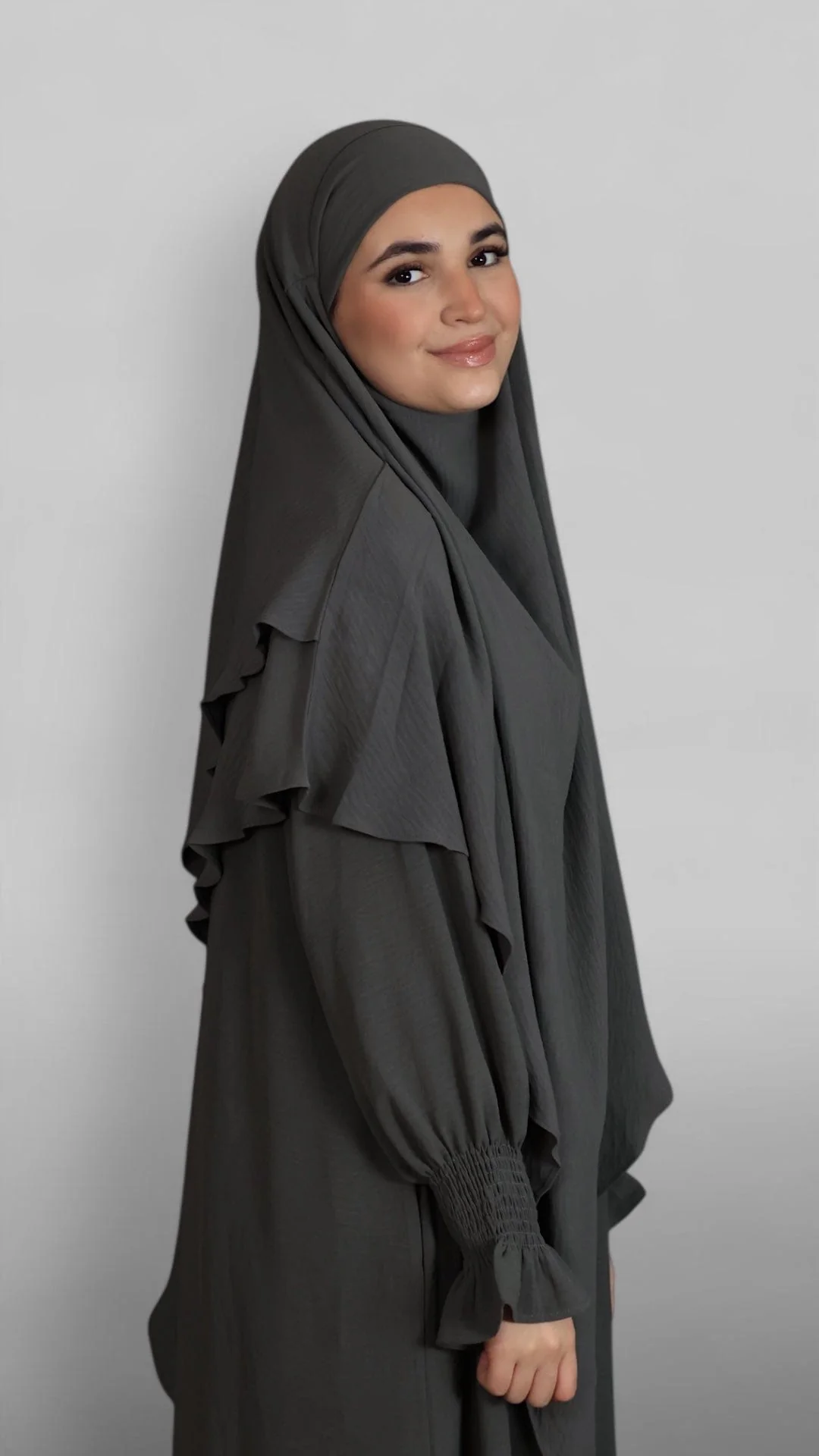 Crinkle Tie-back Khimar 2-lag (Fog) - Image 3