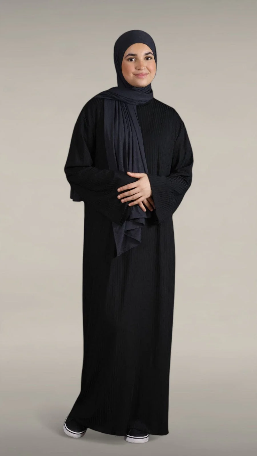 Unika Ripped Abaya (Sort)