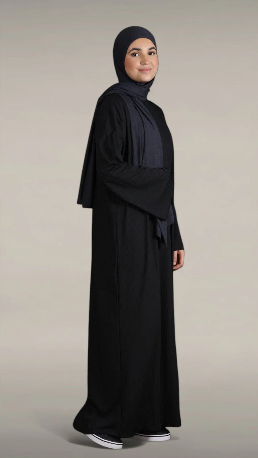 Unika Ripped Abaya (Sort) - Image 2