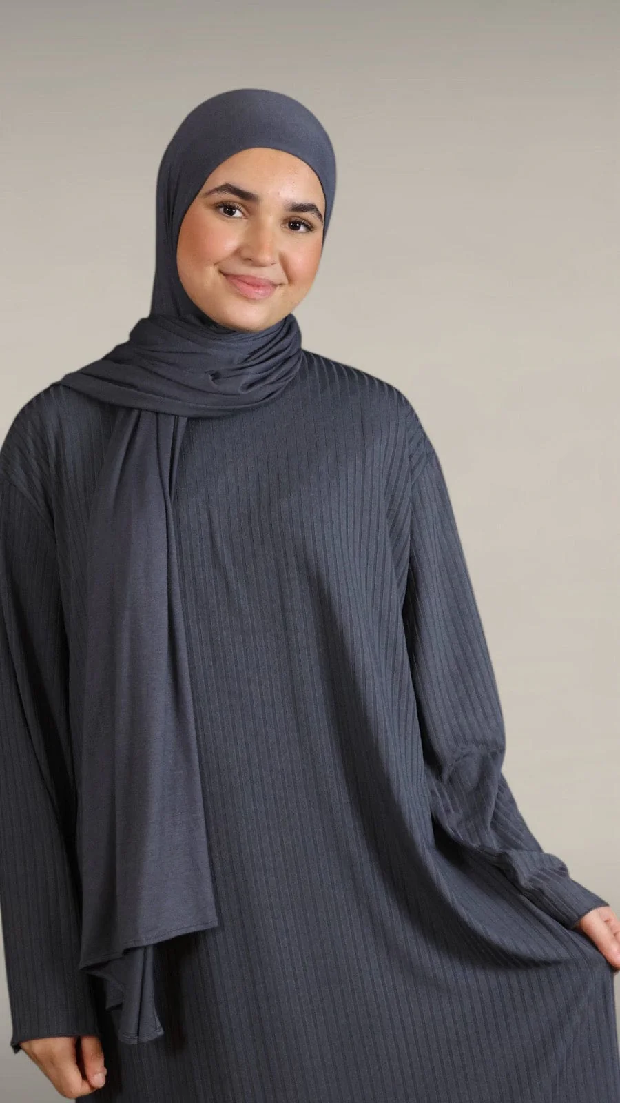 Unika Ripped Abaya (Storm) - Image 5